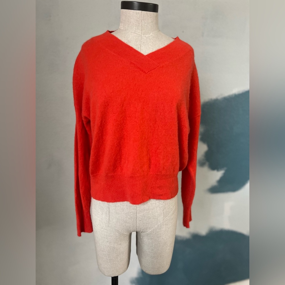 Madewell Bright Red/ Orange V-Neck 100% Cashmere Sweater size Large